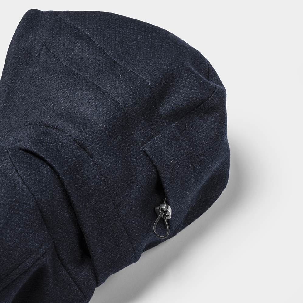 Элемент пальто из ткани из смеси шерсти и кашемира в темно-синем оттенке