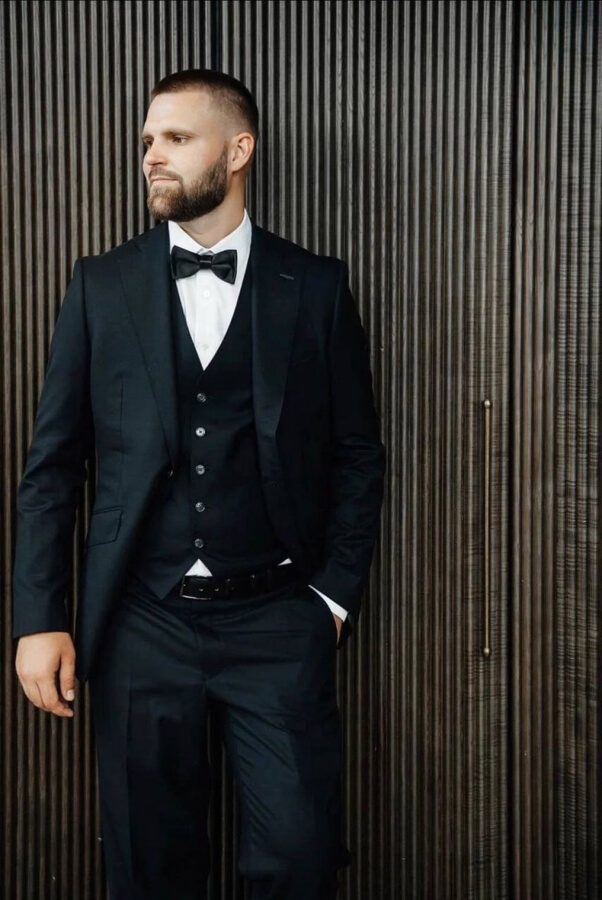 Тренды мужской моды на корпоративные мероприятия 2025